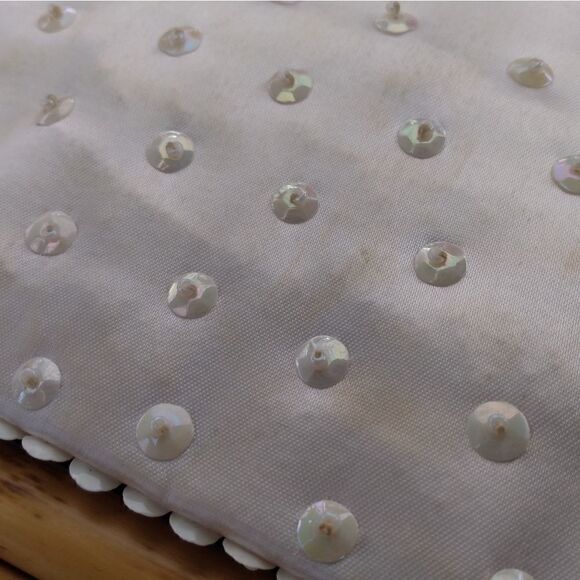 EUC VINTAGE K. GIMBAL White Beaded & Sequin Clutch Made in Hong Kong - Picture 5 of 9